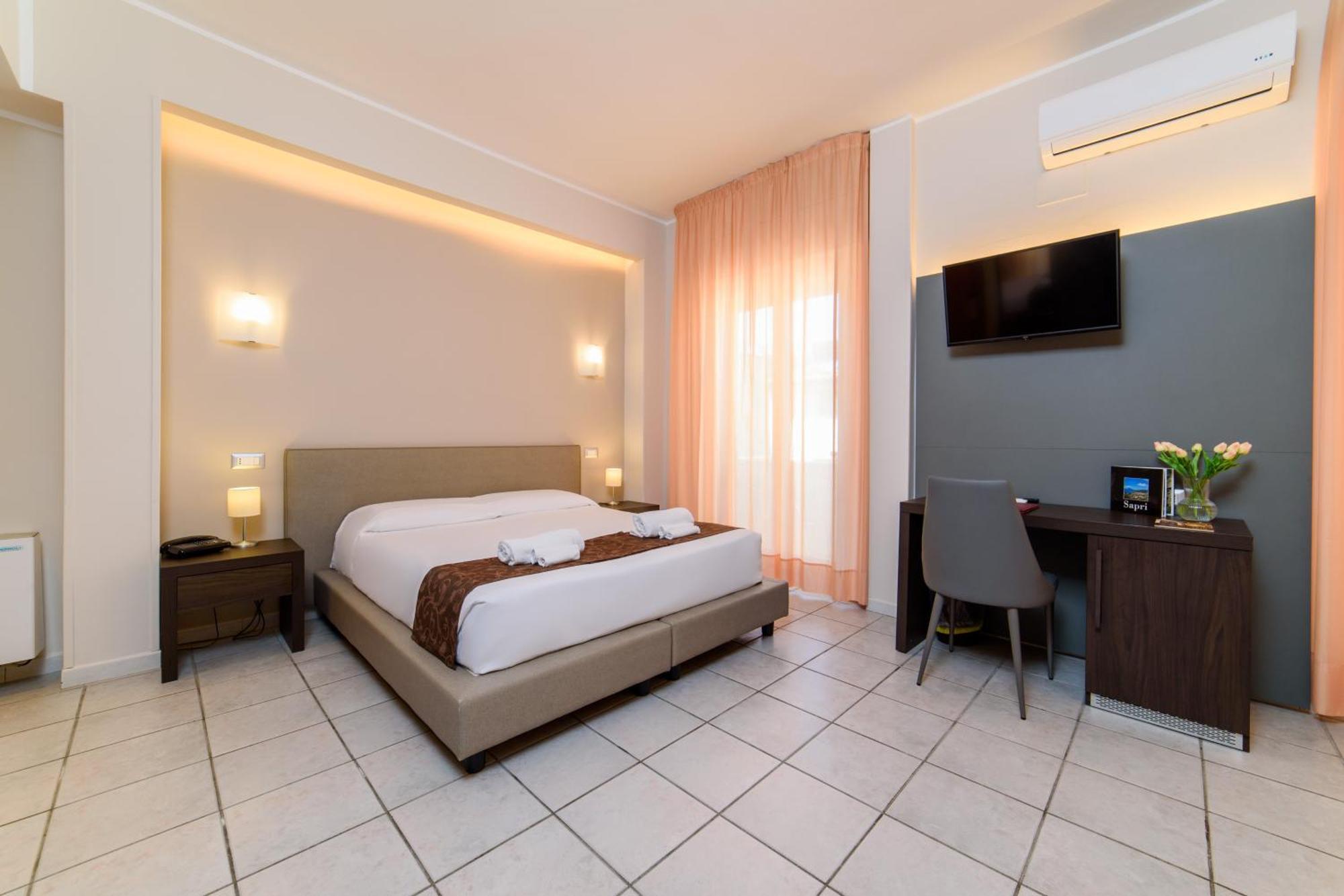 Hotel Tirreno Sapri Luaran gambar