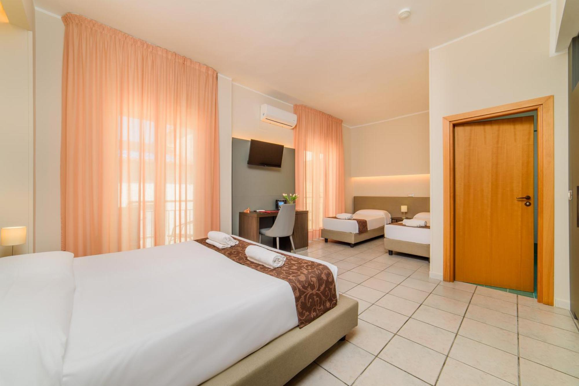 Hotel Tirreno Sapri Luaran gambar