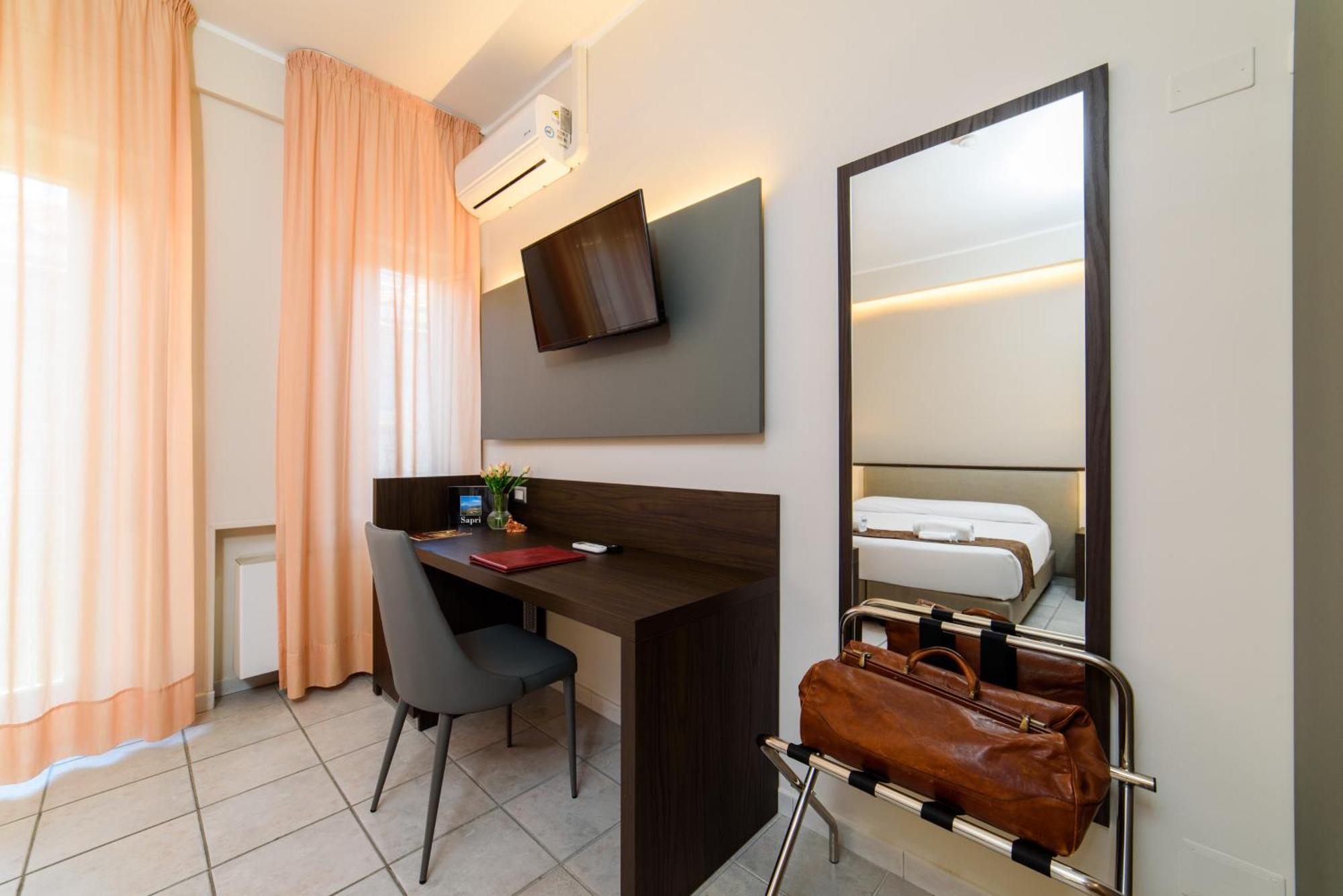 Hotel Tirreno Sapri Luaran gambar