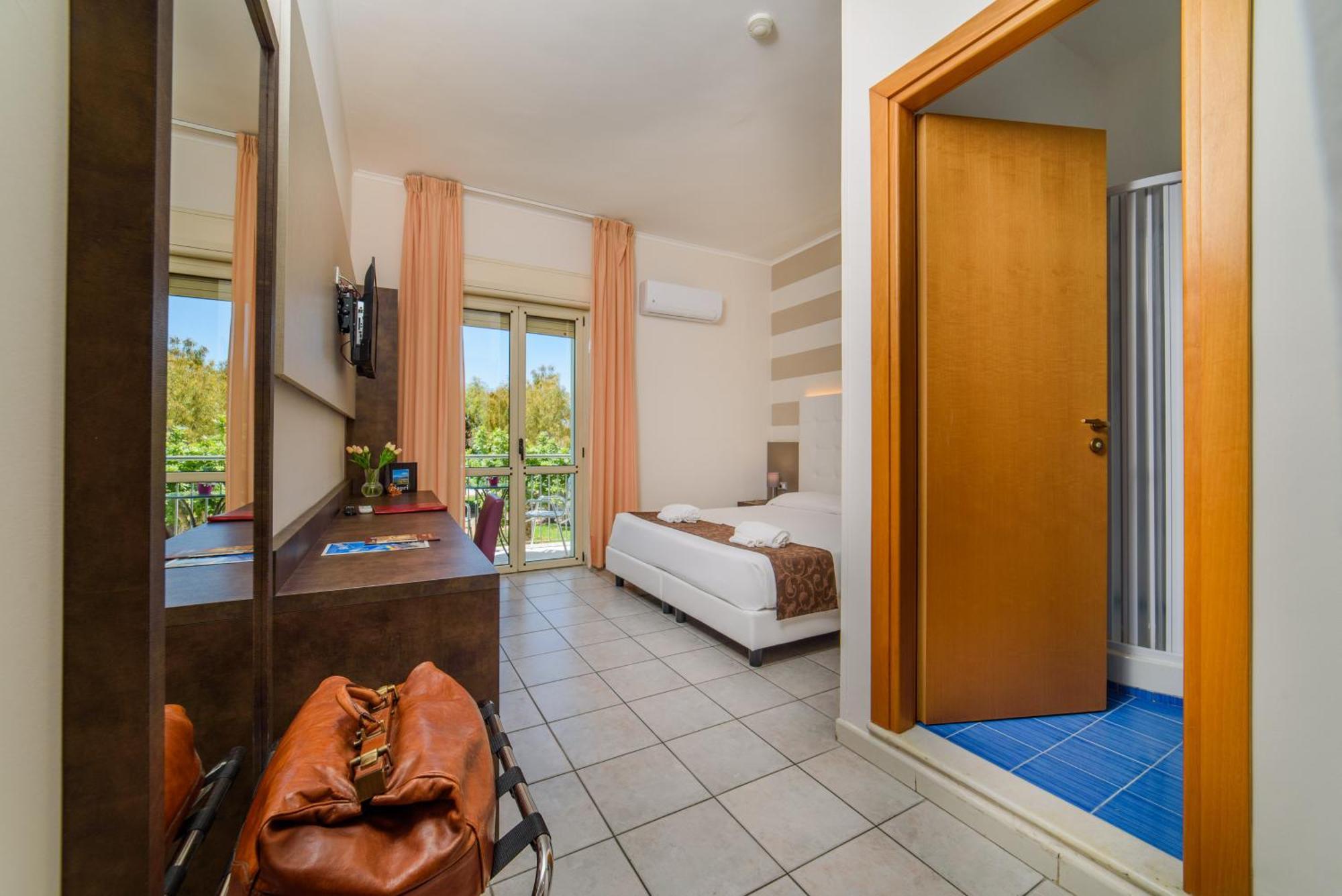 Hotel Tirreno Sapri Luaran gambar
