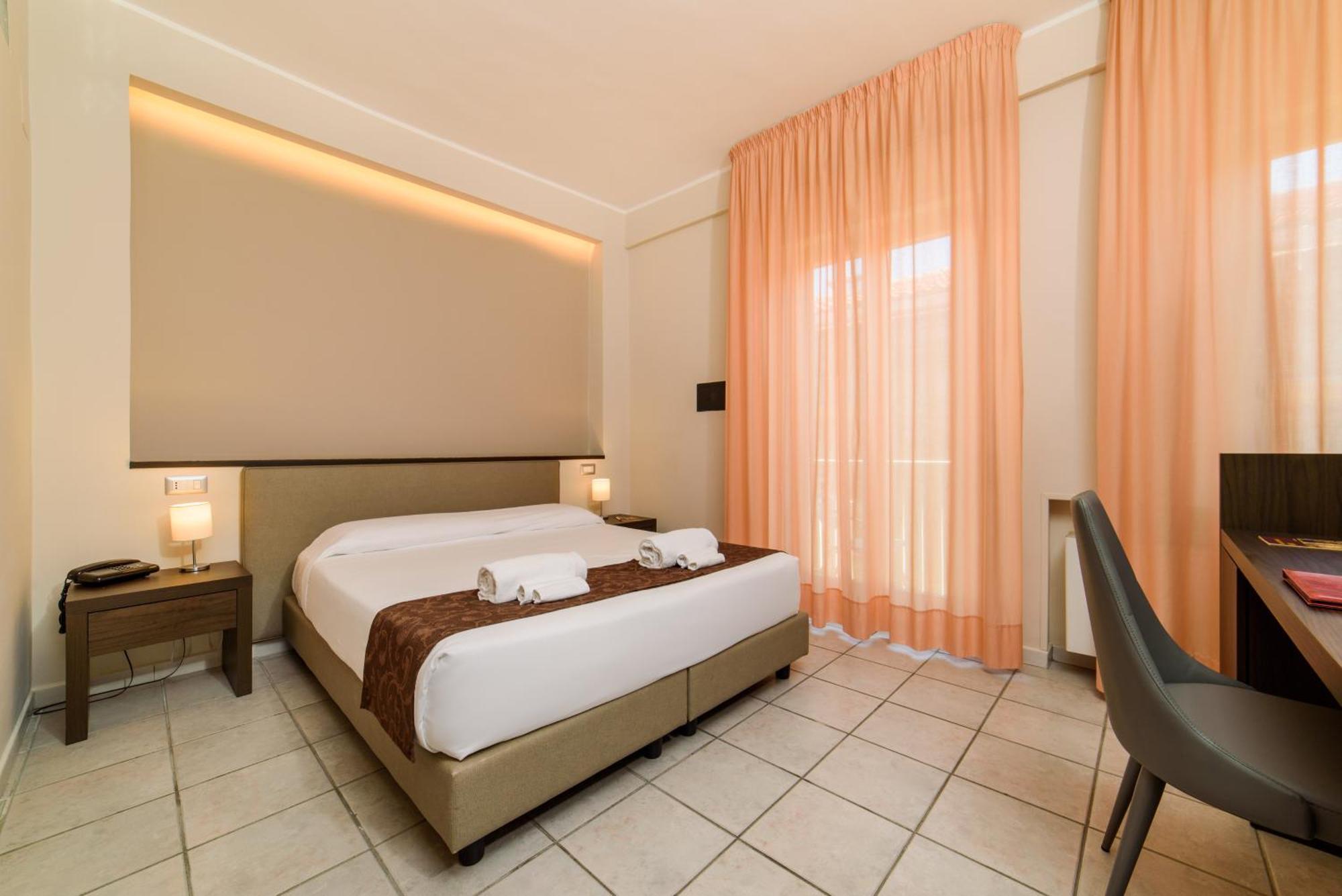 Hotel Tirreno Sapri Luaran gambar