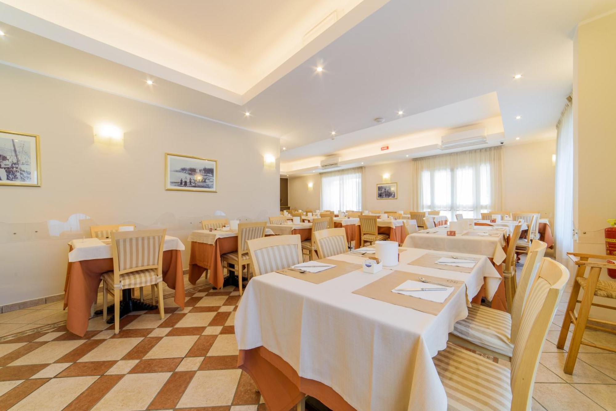 Hotel Tirreno Sapri Luaran gambar